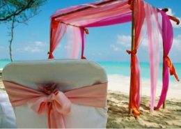 gazebo rosa nozze spiaggia Male